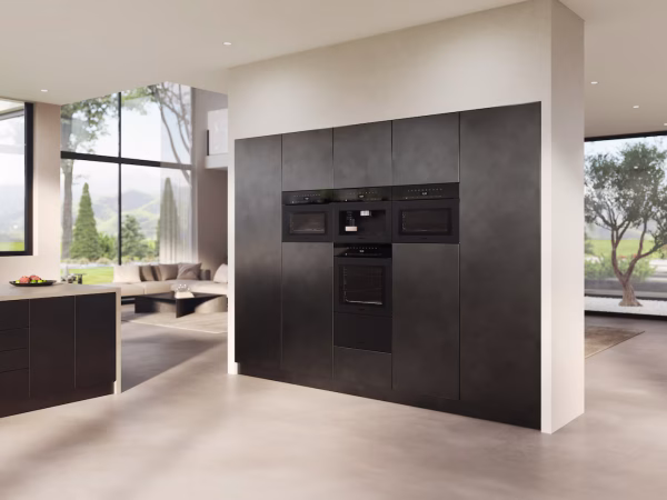 Miele  Bezuchwytowy kompaktowy piekarnik z kuchnią mikrofalową  H 7440 BMX