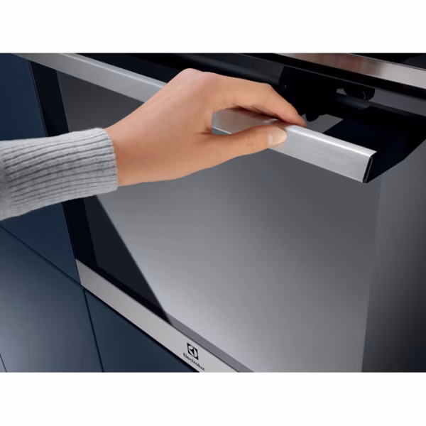 Electrolux  Piekarnik SteamCrisp 700 pyroliza